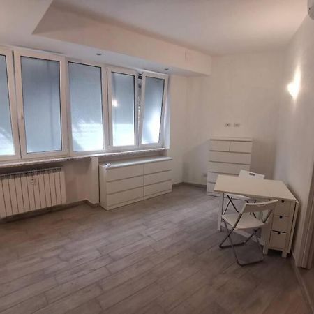 Confortable And Centrally Milan Flat Eksteriør bilde