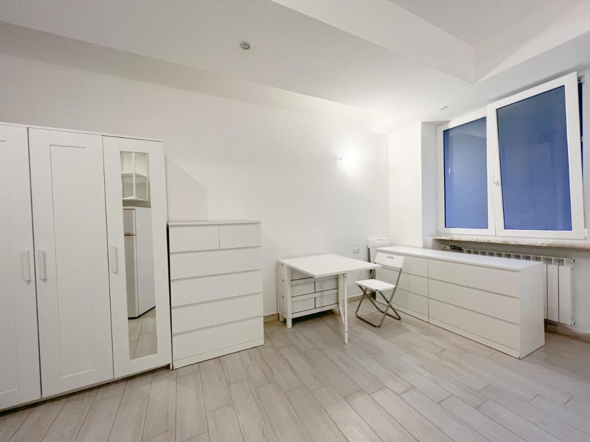 Confortable And Centrally Milan Flat Eksteriør bilde